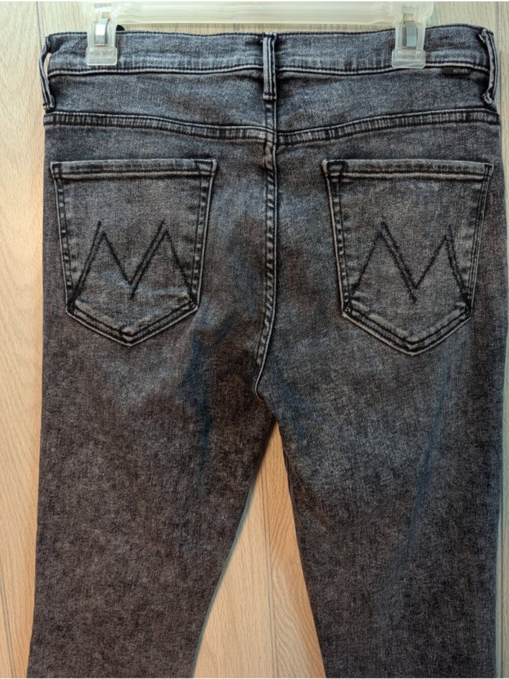 Mother Jeans The Insider Crop Step Fray in Train Stops Size 31 Black Raw Hem - Picture 6 of 13